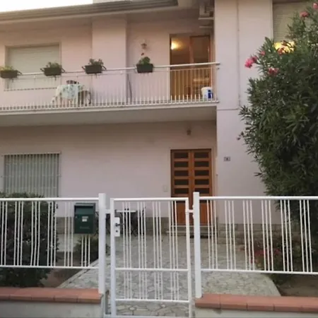 アパート Comodo Per 4 Ospiti Vicino Al Mare *